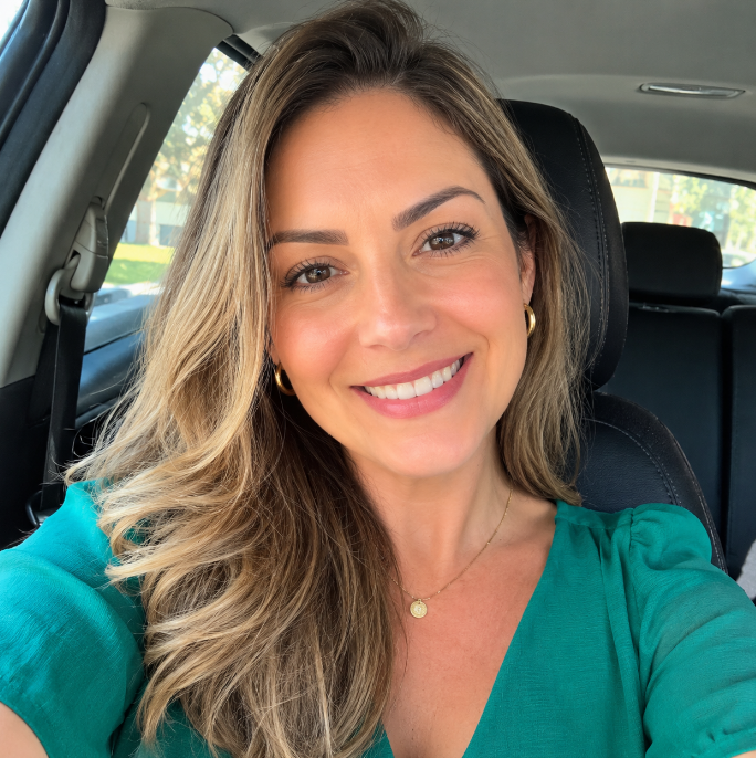 Profa. Rayssa Andrade